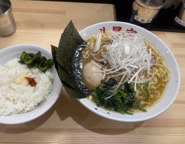 「スペシャルラーメン並（1000円）」@家系らーめん 斗星家の写真