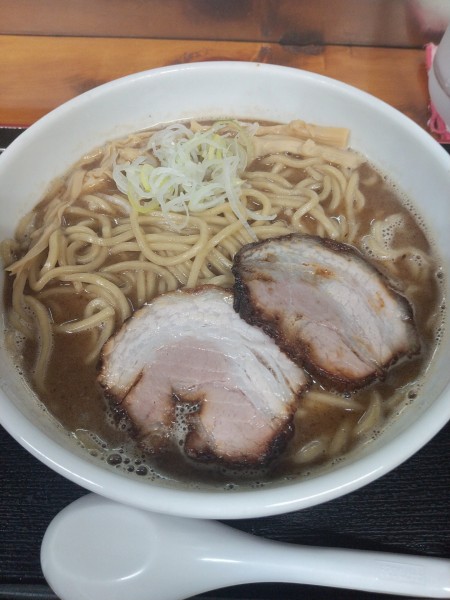 「濃厚中華そば」@つけ麺 中華そば 佐とうの写真