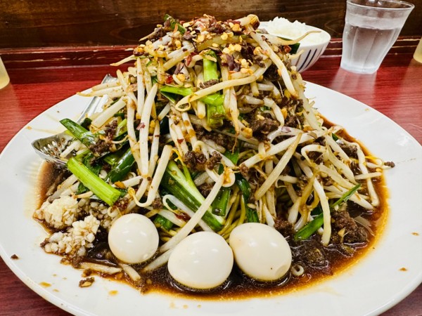 「【限定】和牛皿ヒロシ【1050円】」@元祖スタミナ満点らーめん すず鬼の写真