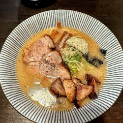 塩らーめん+チャーシュー