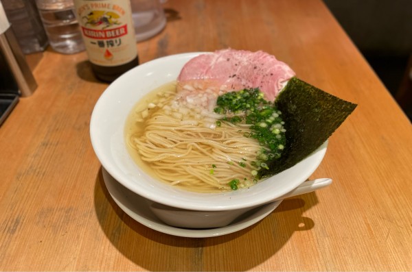 「淡麗塩中華そば¥850」@麺屋 まほろ芭の写真