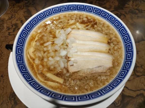 「背脂中華そば」@新潟発祥 なおじ 有楽町店の写真