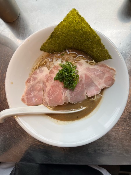 「焙煎濃厚煮干」@さんじの写真