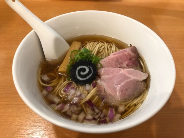 「炭火焼鯵煮干しそば」@らぁ麺 はやし田 池袋店の写真