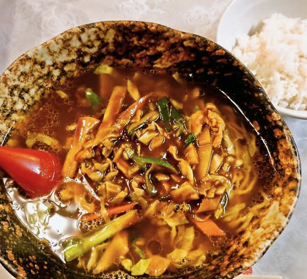 「カレーラーメン」@中華料理 東陽の写真