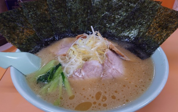 「ネギチャーシューメン」@梅浜亭の写真