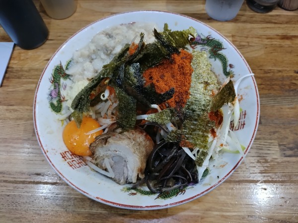 「まぜそば（並）930円」@デカ盛り戦隊 豚レンジャーの写真