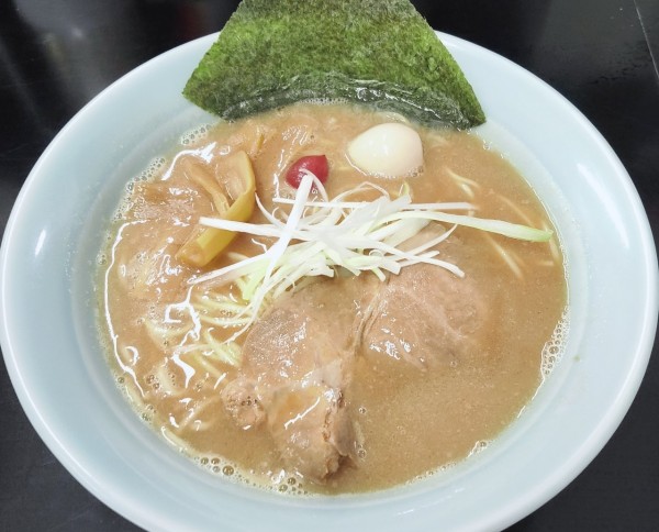 「醤油豚骨ラーメン＋ミニ丼」@豚骨流星群の写真