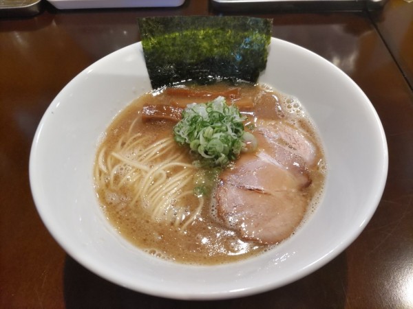 「濃厚中華そば」@中華そば 八の写真