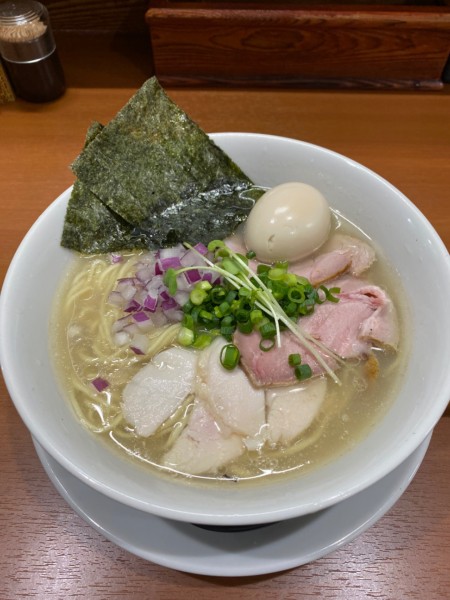 「特製中華そば塩」@貝麺ほてやの写真