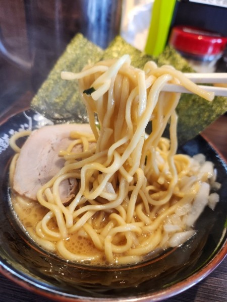 「ラーメン醤油」@横浜家系ラーメン 大黒家 甲府南店の写真