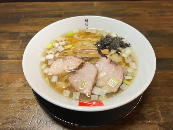 「だしらーめん 真鰯の煮干し」@麺切り 白流の写真