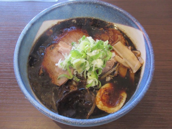 「ブラック正油（850円）」@櫻井ラーメンの写真