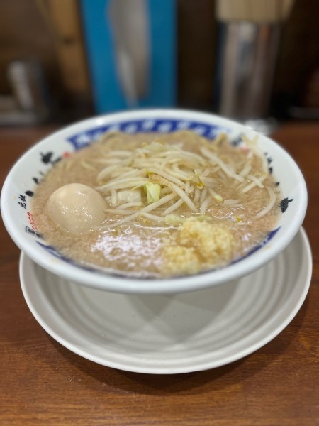 「塩らーめん（￥850）＋味玉（￥150）」@らーめん大 中野店の写真