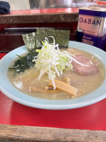 「塩ラーメン　860円」@ラーメンショップ 大師店の写真