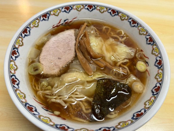 「わんたん麺」@春木屋 荻窪本店の写真