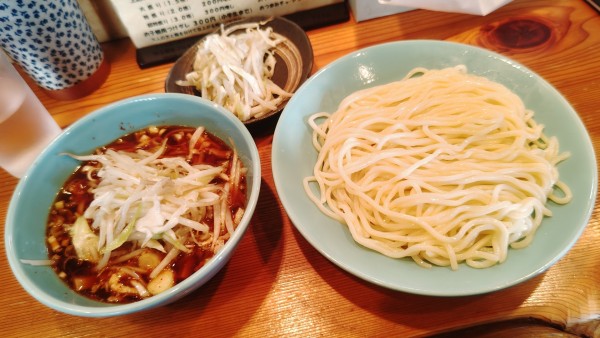 「野菜入＋野菜１０００円お酢抜き！」@つけそば屋 麺楽の写真