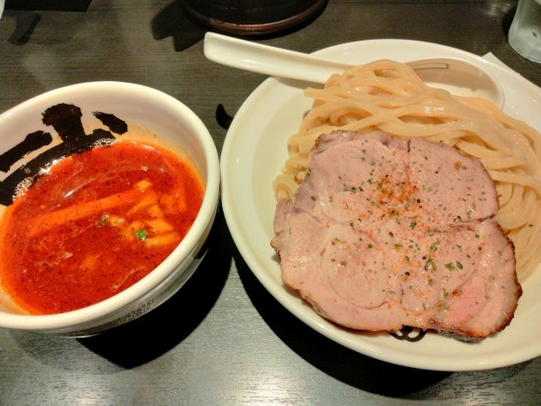 「つけ麺赤　並」@麺屋武蔵 武骨相傳の写真