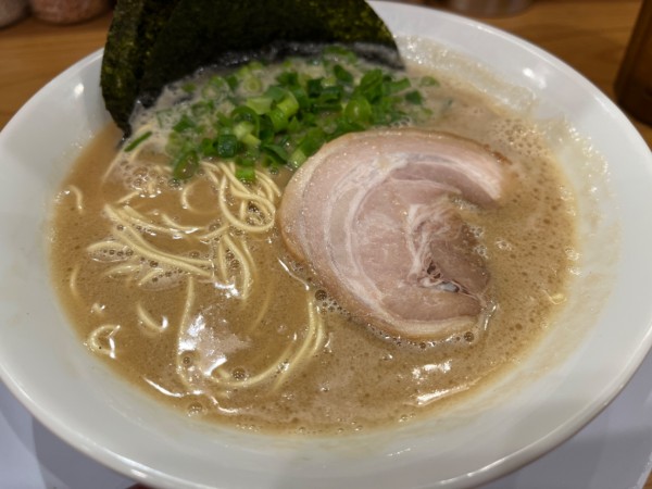 「ラーメン」@がっとん 京急鶴見店の写真