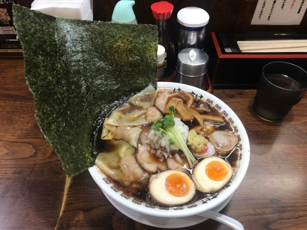 「肉そばワンタン麺　醤油」@New Old Style 肉そばけいすけの写真