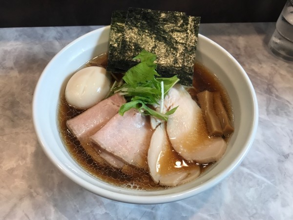 「全乗醤油ラーメン」@麺響万蕾の写真