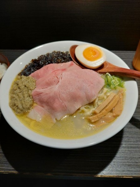 「特製牡蠣塩+ライス」@中華蕎麦 無冠の写真