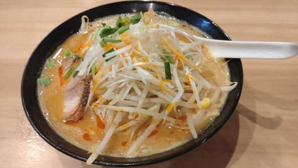 「辛味噌ネギらーめん」@横浜家系 一心の写真