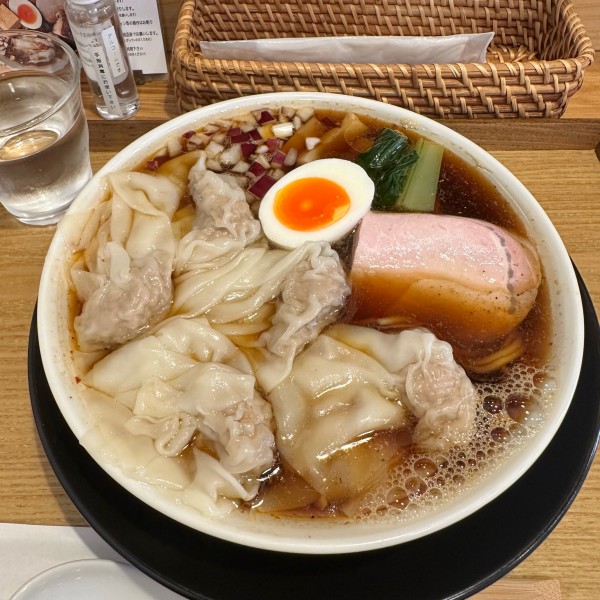 「わんたんさくらラーメン(醤油)」@麺屋 さくらの写真