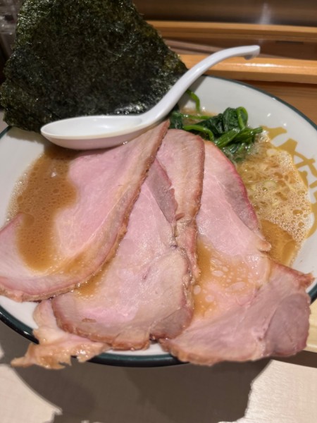 「モモチャーシュー麺」@地鶏豚骨らーめん ひなわの写真