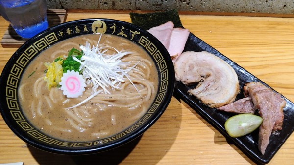 「中華そば(並)+桃源全種」@中華蕎麦うゑずの写真