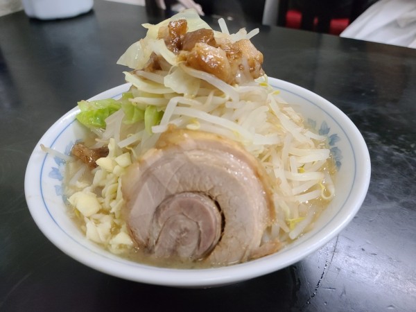 「ラーメン小」@手打 手綱の写真