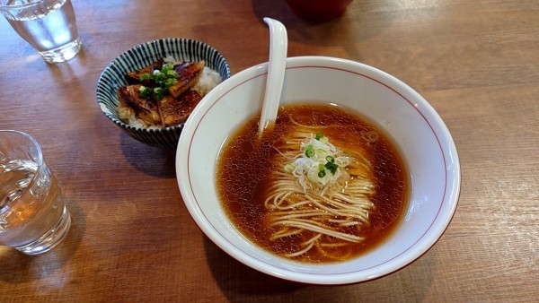「淡麗かけ　豚　＋肉飯」@らぁ麺 ここんの写真