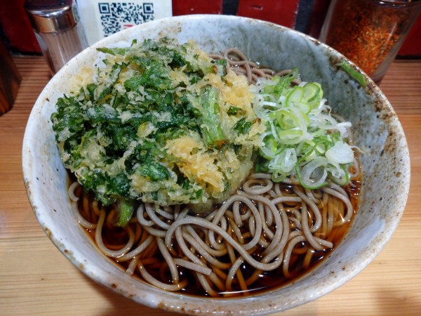 「春菊天そば（450円）」@そば処 二葉 神田駅南口店の写真