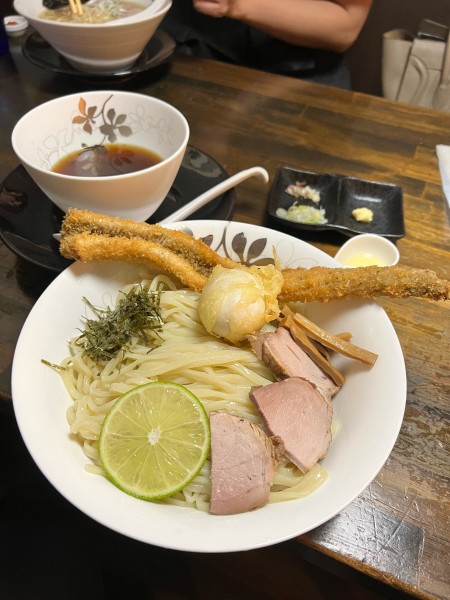 「特製穴子フライ冷やしつけそば京小麦」@麺切り 白流の写真