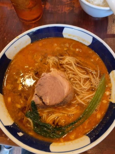 「坦々麺」@支那麺 はしご 入船店の写真