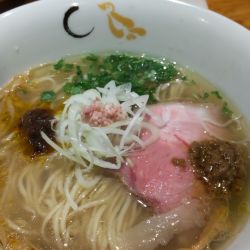 真鯛と蛤の塩そば　1100円