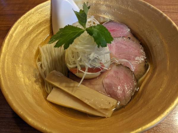 「GOLDララララーメン」@寿製麺よしかわ 川越店の写真