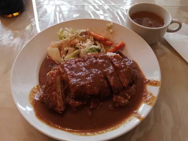 「カツカレー　　900円」@レストランとらのもんの写真