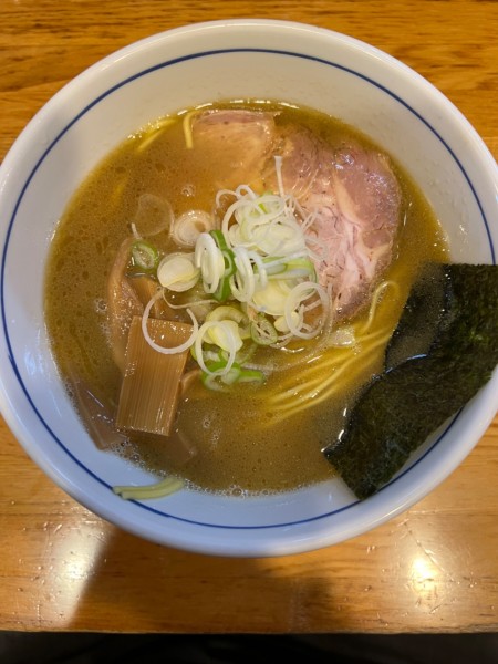 「らーめん950円」@麺屋はし本の写真