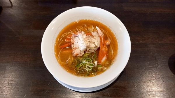 「紅ズワイガニらぁ麺カニシングル」@紅ズワイガニらぁ麺 まるはち屋の写真