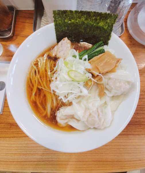 「[限定]生姜香る和風香る中華そば + 海老ワンタン」@アメノオトの写真