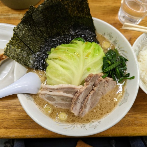 「キャベチャー（Aセット）¥1000」@横浜ラーメン厨房 うえむらやの写真