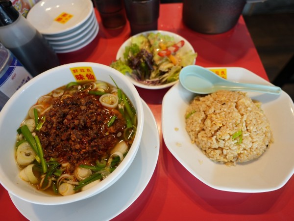「ニンニクチャーハンセット 麺硬め」@郭 政良 味仙 東京神田西口店の写真