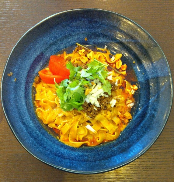 「汁なし担々麺 930円＋税」@中国菜 たな華の写真
