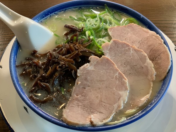 「ラーメン（バリカタ）」@博多ラーメン しばらく 日本橋店の写真