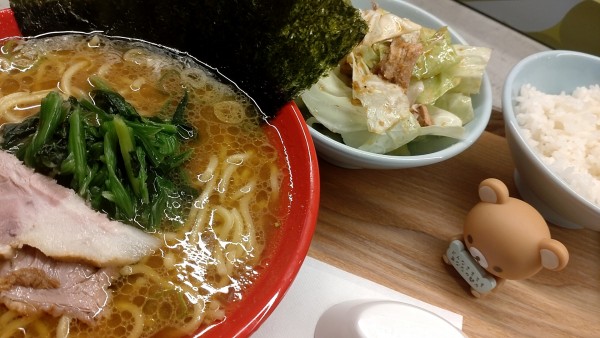 「家系ラーメン＋キャベチャー＋ライス」@吉祥寺 武蔵家 熊谷店の写真