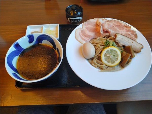 「黒 五郎のつけ麺(昆布水)¥970-」@麺や 五郎の写真