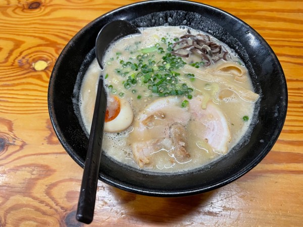 「味噌とん820円」@らー麺道 味ろくの写真