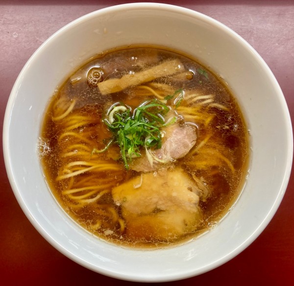 「醤油らぁ麺」@らぁ麺 松しんの写真