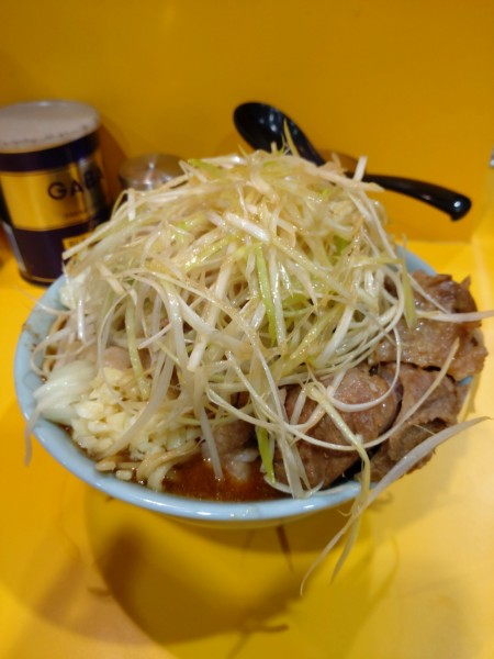 「小ラーメン　辛いやつ　ネギ　ニンニク　アブラ」@ラーメン二郎 八王子野猿街道店2の写真